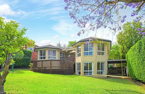 Baulkham Hills Maison | nBaulkham HIlls near Woolworths 4Br with big yard