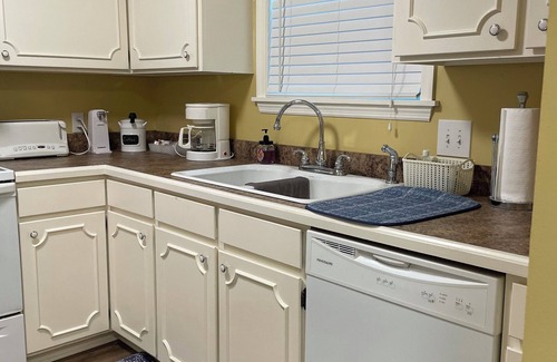 Fairfield Bay Copropriété | 99.00 rate through May 22, 2024