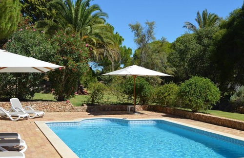 Porches Villa | Villa conviviale pour les familles située dans de beaux jardins paysagers isolés