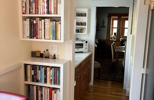 Malden Appartement | Près de Boston Historic deux chambres à coucher avec des équipements modernes