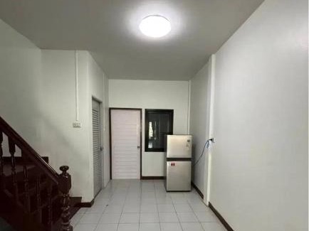 Minburi Maison | Near Bts Bangchan and Safari Townhouse one bedroom can cooking