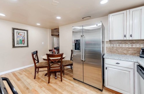 Waxhaw Maison | Near Downtown Waxhaw Mellow Yellow Suite A
