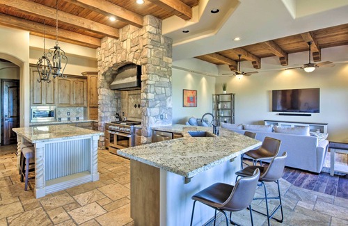 County Island Villa | Near Golfing: Mesa Villa w/ Outdoor Oasis & Pool!