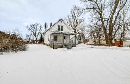 Munsons Corners Maison | Near Hiking and Skiing Cozy Home in Cortland!