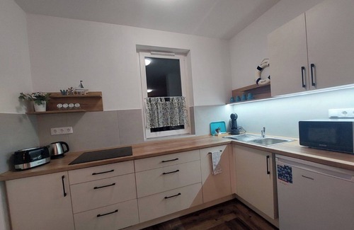 Balatonszarszo Maison | Near lake Balaton, family-sized double apartman.