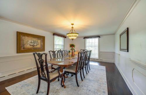 Conneaut Maison | Near Lake Erie, Harbor and Parks Conneaut Getaway!