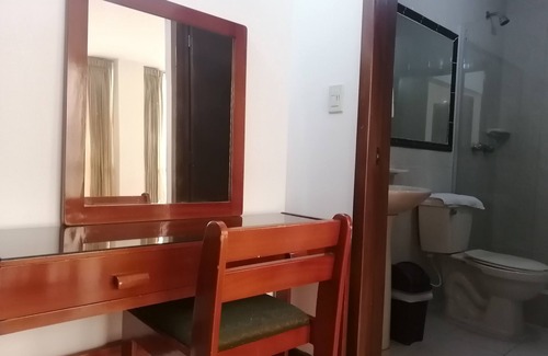 Santa Fe Hôtel | NEAR MONSERRATE UNIANDES AND TADEO LOZANO