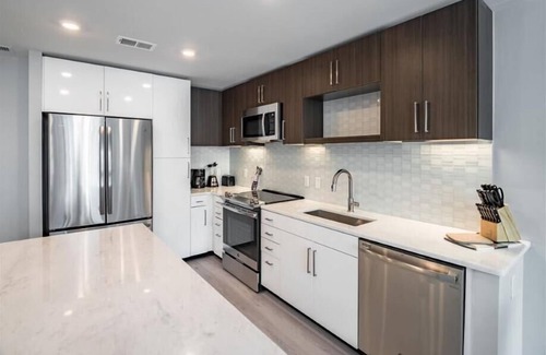 Woodmont Triangle Appartement | Appartements 1BR modernes | Bethesda Maryland | Près de DC | par GLS