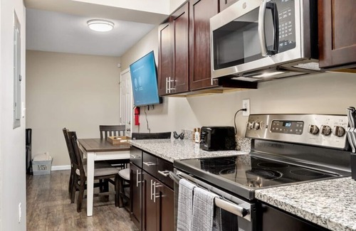 University District Appartement | Near OSU 2 bed! Summa