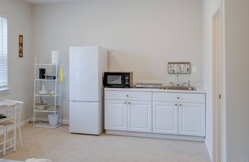 Montpelier Appartement | Near Parks & Golf: Pet-Friendly Glenn Dale Studio!