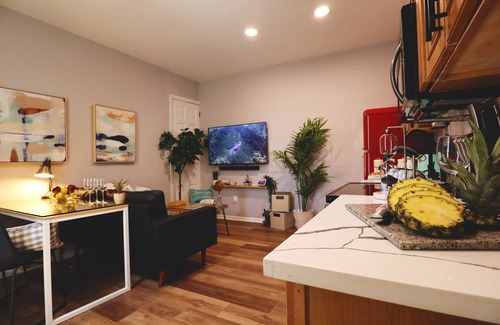 Woodbury Appartement | Near Philly&Airport, Parking, Garden, Superfast WIFI#1