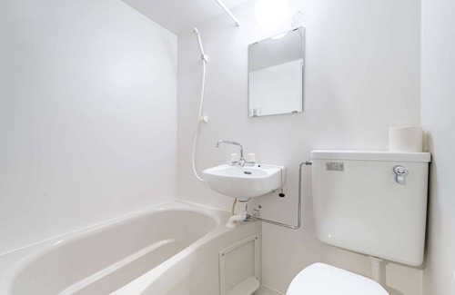 Setagaya Appartement | Near Shibuya station! One stop (2 minutes) by train, 8 minutes walk to Ikejiri-Ohashi Station!
