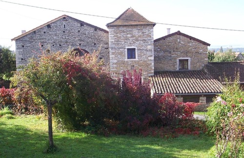 Chissey-les-Macon Maison | ProcheTaizé 4Kms-Maison de caractère en pierre de taille-8Couchages