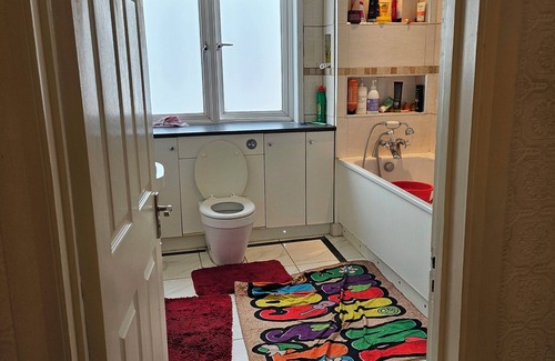 Wembley Central Maison | Near wembley stadium and the arch bar