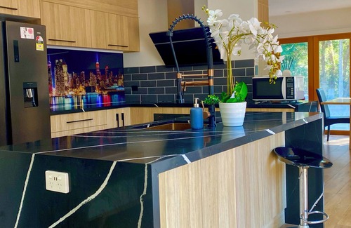 Macgregor Maison | NEAR WESTFIELD HOLIDAY HOME