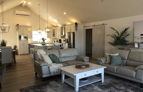 Tignish Cottage | Nouvelle maison de plage de trois chambres sur une belle plage.