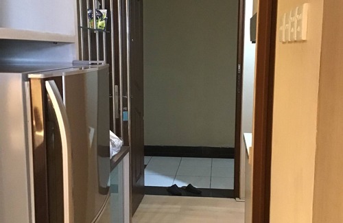 Panunggangan Utara Appartement | Appartement confortable avec balcon 2 BR pour 3 personnes à Serpong, GWR 1207