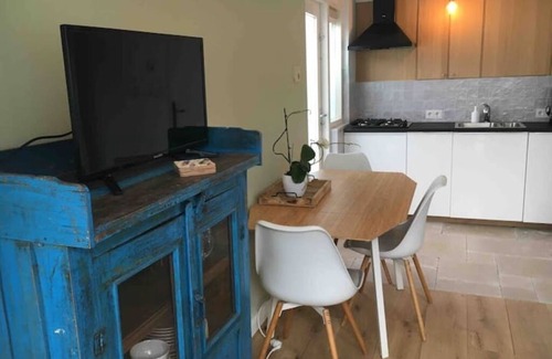 Overtoomse Sluis Maison | Nectar 1, Holiday home 300 meters from the beach.