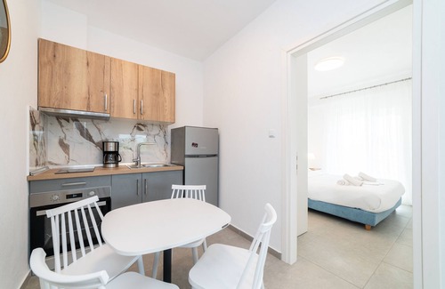 Ofrinion Appartement | One Bedroom Apartment in Nefeli Residential Complex