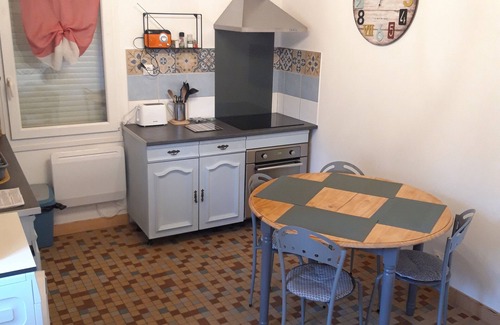 Menesplet Maison | "Néflier" in the Dordogne between Saint-Emilion and Aubeterre-sur-Dronne