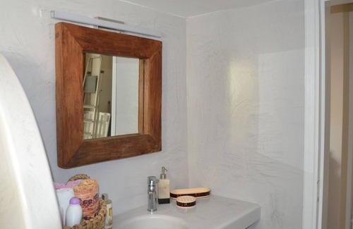 Lixouri Maison | neighborhood home