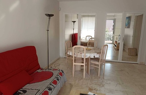 Plaine de la Brague Appartement | Quartier proche du centre ville accès à la gare SNCF ou à l'aéroport Nice