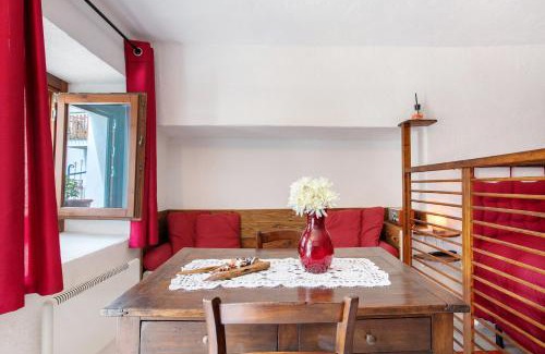 Villair-Amerique Appartement | Nel Cuore della Via Francigena