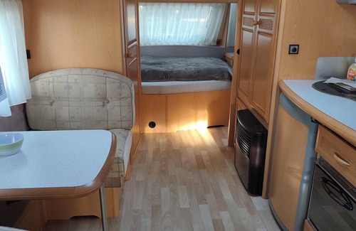Schwarzbach Appartement | Nele caravan at Waldcamping-Lausitzer-Seenland