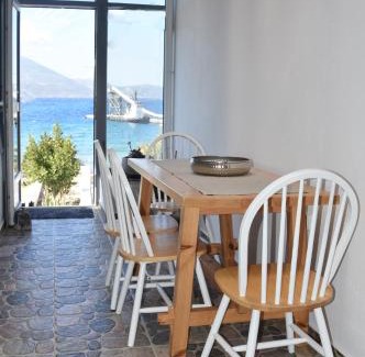 Milos Maison | Nelleas home