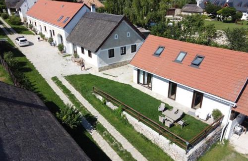 Pecsely Appartement | Nemespécsely Udvarház