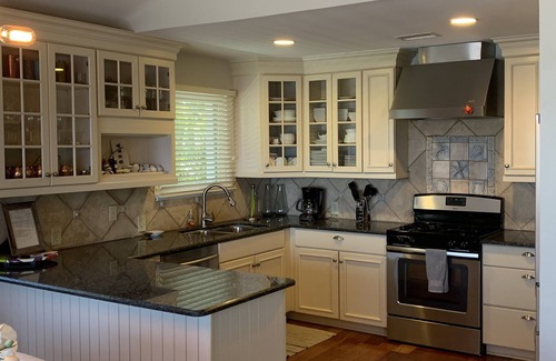 Cutthroat Harbor Estates Maison | Neptune's End Waterfront Retreat