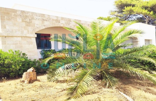 Posto Rosso Maison | Nesco's Villa in Red Place