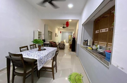 Nibong Tebal Maison | Nest Inn Homestay燕窝家民宿