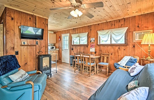 Charlevoix Cabine | NOUVEAU! Escapade en chalet acceptant les animaux domestiques au lac Charlevoix!