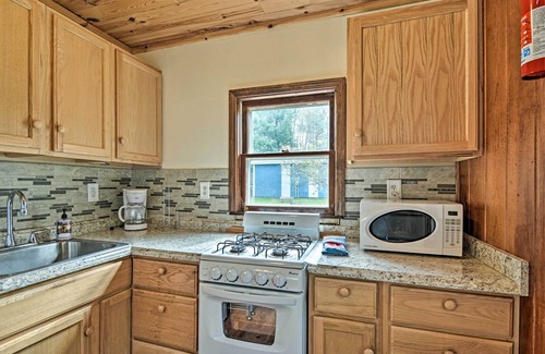 Charlevoix Cabine | NOUVEAU! Escapade en chalet acceptant les animaux domestiques au lac Charlevoix!