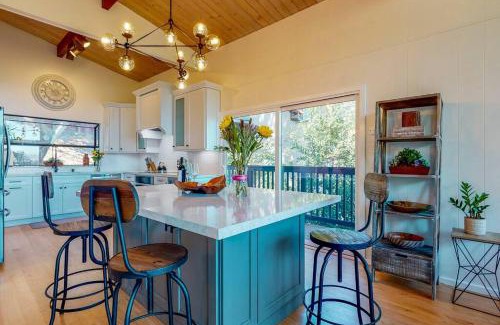 Tamalpais-Homestead Valley Maison | Nestled In The Trees Bay Area Best Hidden Gem