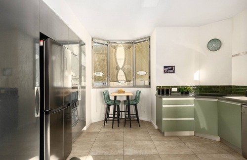 Netanya Appartement | Netanya Beachfront Bliss Apartments