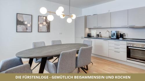 Bayreuth Appartement | NEU FEWO FUERSTENLOGE 1-6 Pers hinter dem Markgräflichen Opernhaus - 2 Schlafzimmer mit Boxspringbetten 4 Einzel oder 2 Doppelbetten, Balkon und Einbauküche, Barrierearm