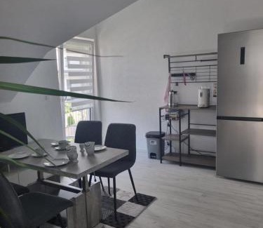 Neresheim Appartement | NEU! FeWo Maria Buch
