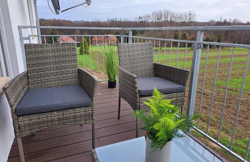 Extertal Appartement | Neu Renovierte Ferienwohnung Mitten in der Natur des Weserberglandes
