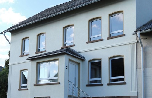 Waldeck Appartement | Neu Saniert: Ferienwohnung OG im Ferienhaus Waldecker Auszeit in Ruhiger Lage