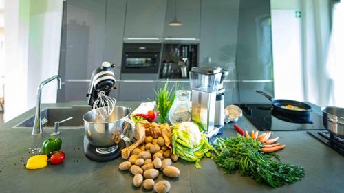 Kuhs Lit Et Petit-Déjeuner | Neu! ULENHUUS Mecklenburgische Schweiz Laage Güstrow Rostock Port Bed and Breakfast - Pension -Ferienhaus - Familienurlaube bis 10 Personen