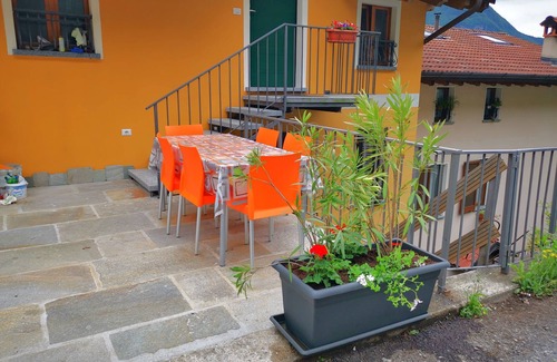 Cima Appartement | Neue Ferienwohnung mit Sicht auf Luganersee