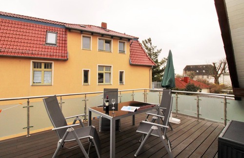 Ostseebad Kuhlungsborn Appartement | Neue Reihe 118 WE 2: friendly and cozy 3-room apartment with south-facing balcony
