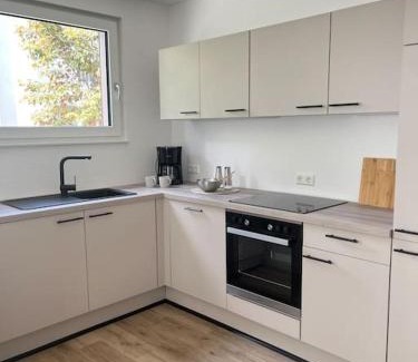 Sindelfingen Appartement | Neue Unterkunft mit Terrasse und TG-Stellplatz