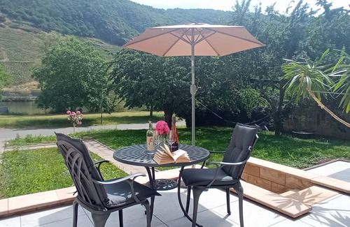 Wolf Maison | Neues Ferienhaus mit Herrlichem Ausblick auf die Mosel