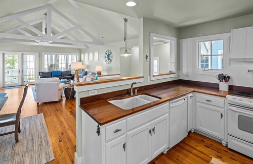 Minnesott Beach Maison | Offrez-vous un séjour dans ce chalet, vous voudrez rester pour toujours…