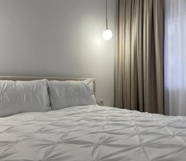 Cisnadie Appartement | Neutral Nest