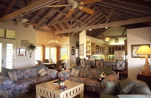 Cades Bay Villa | Peaceful Spacious Fab Pool n ° Oualie Beach Air conditionné 5 étoiles Villa Véranda