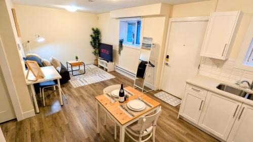 Lynn Valley Maison | New 1 bedroom suite North Vancouver